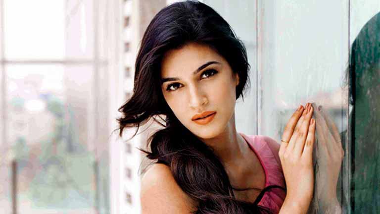 Kriti Sanon wiki, Age, Affairs, Net worth, Favorites and More