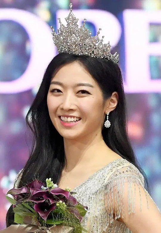 Kim soo min