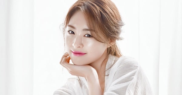Lee-Yeon-Hee