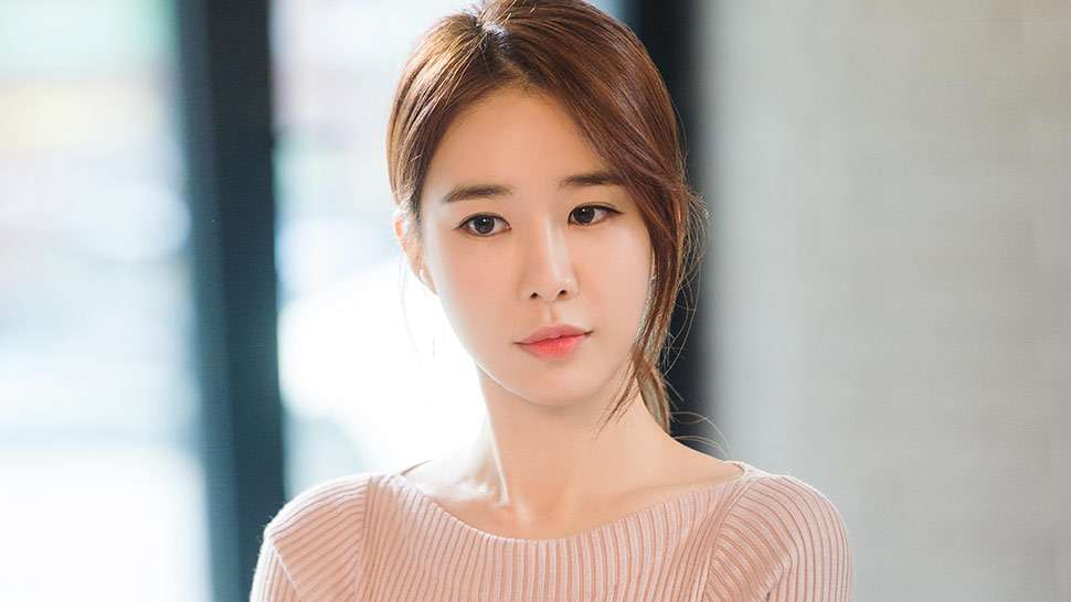 yoo-in-na