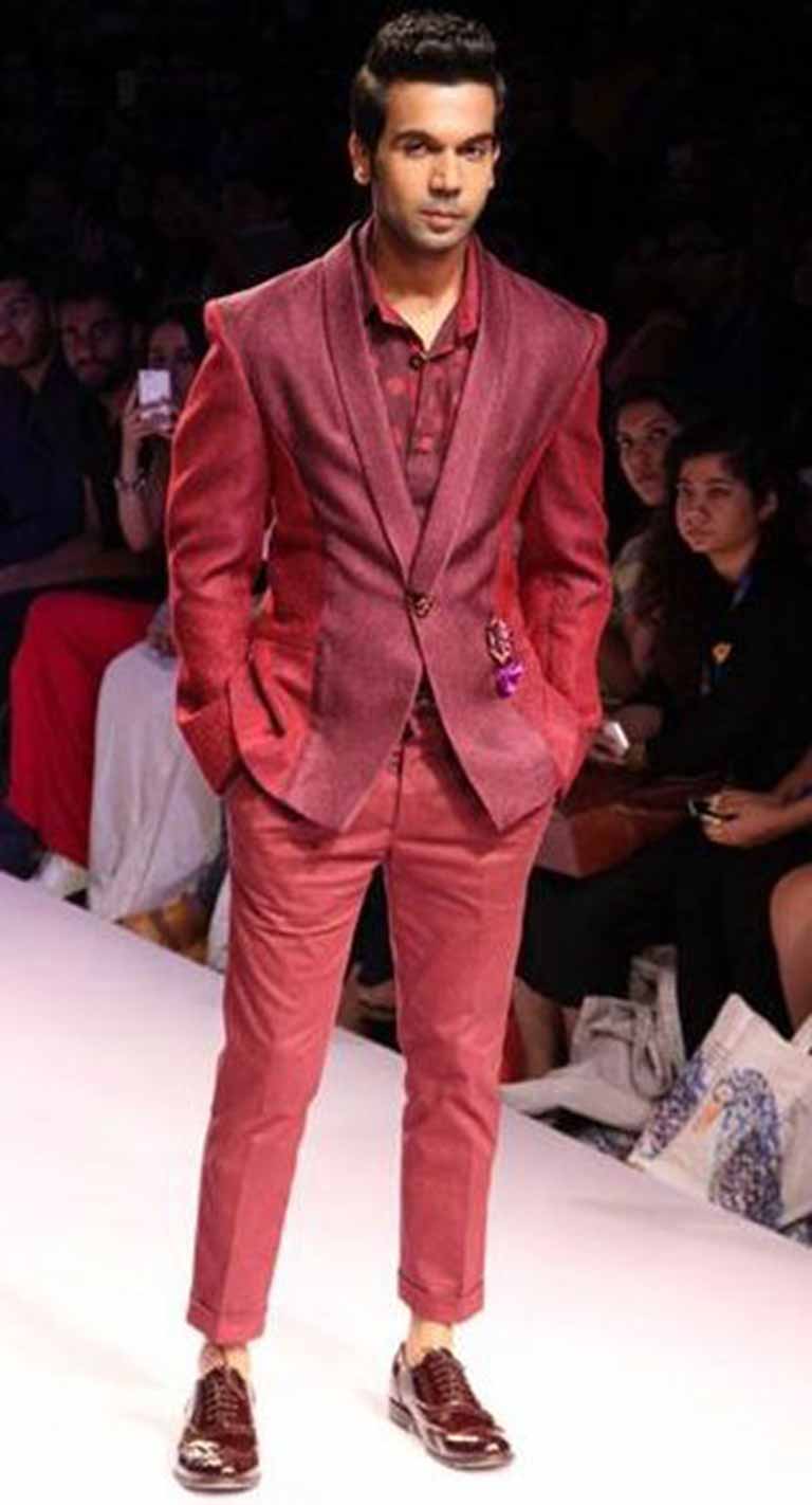 Rajkummar walking on Ramp