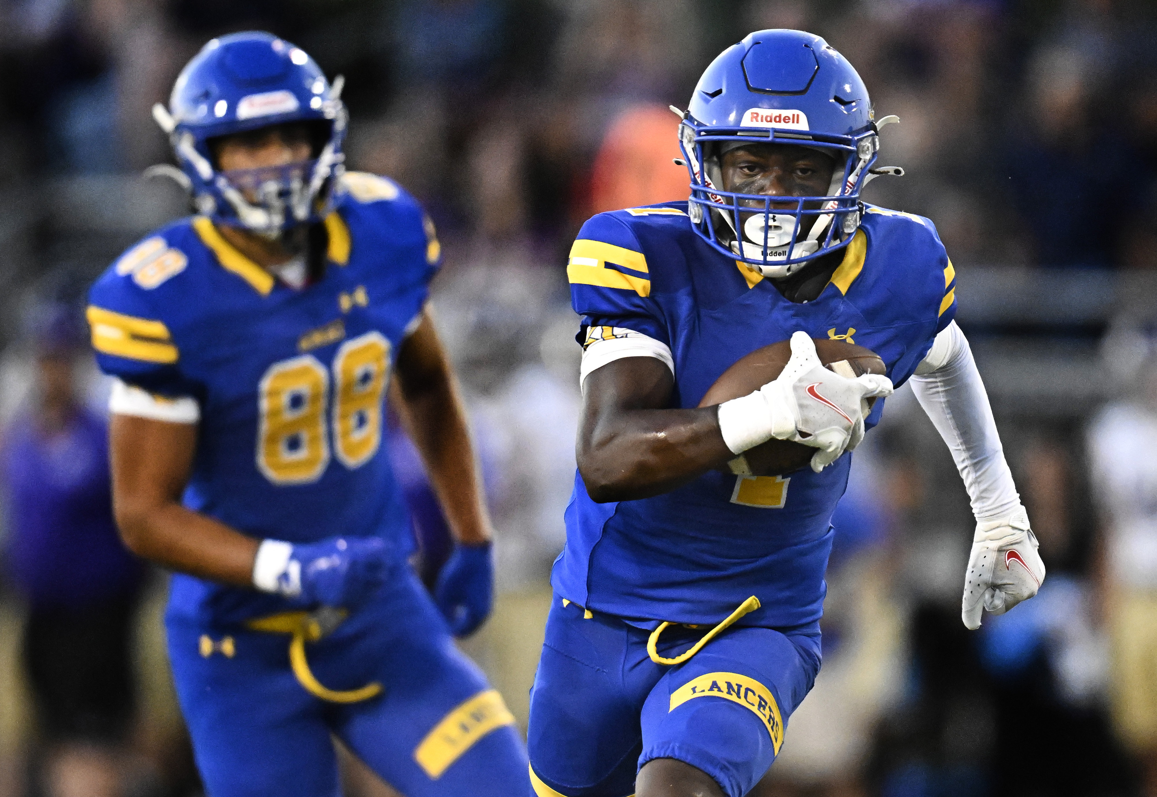 St John Bosco Football Ranked No 1 In The Country Takes Show To Bishop Amat San Gabriel Valley Tribune