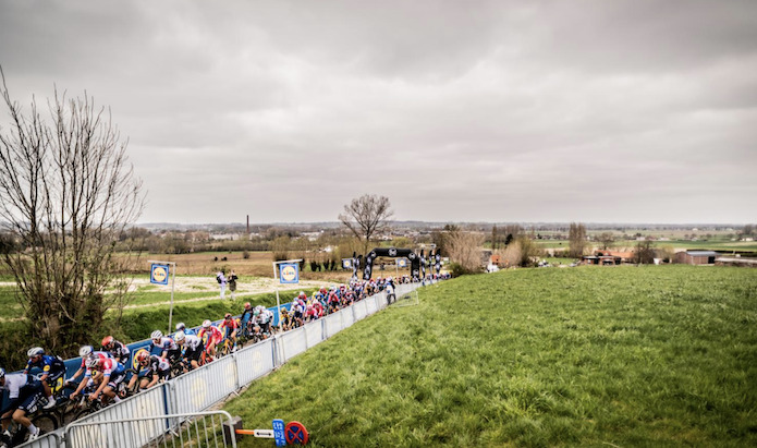 Pros Tour Des Flandres 2022 Le Parcours Les Engages Et Les Horaires De Diffusion Tv 3bikes Fr Votre Magazine Velo Et Triathlon