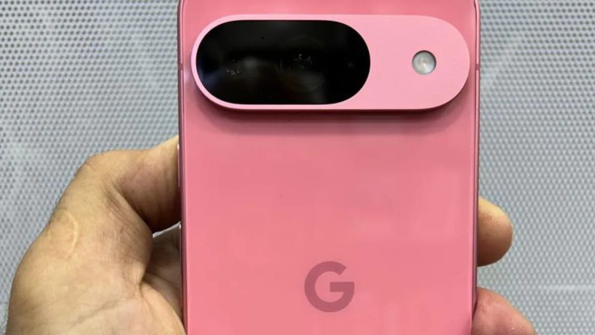 Alleged Google Pixel 9 in pink spotted in action in new video ahead of launch