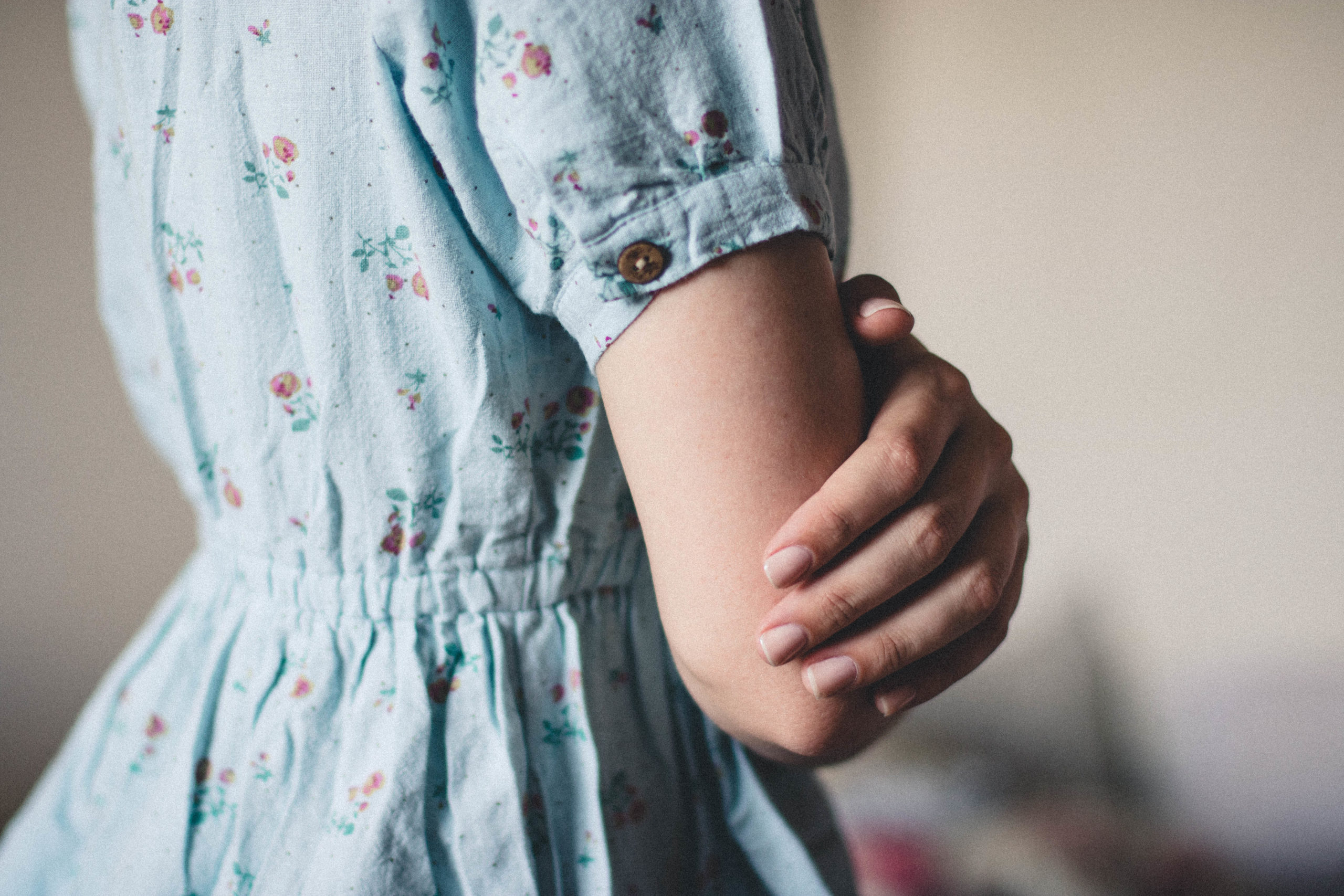 Anorexic woman with ADHD folds her arms