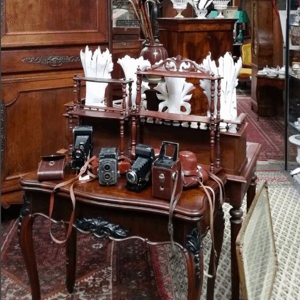meuble marchand auctionlab
