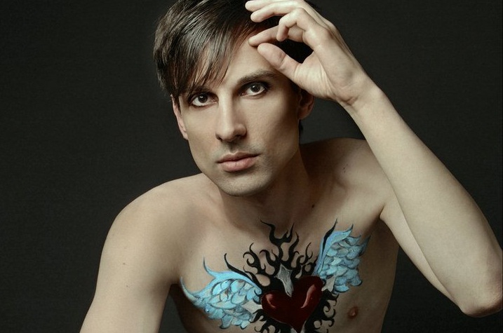 Sasha Bognibov Aufrechtgehn De