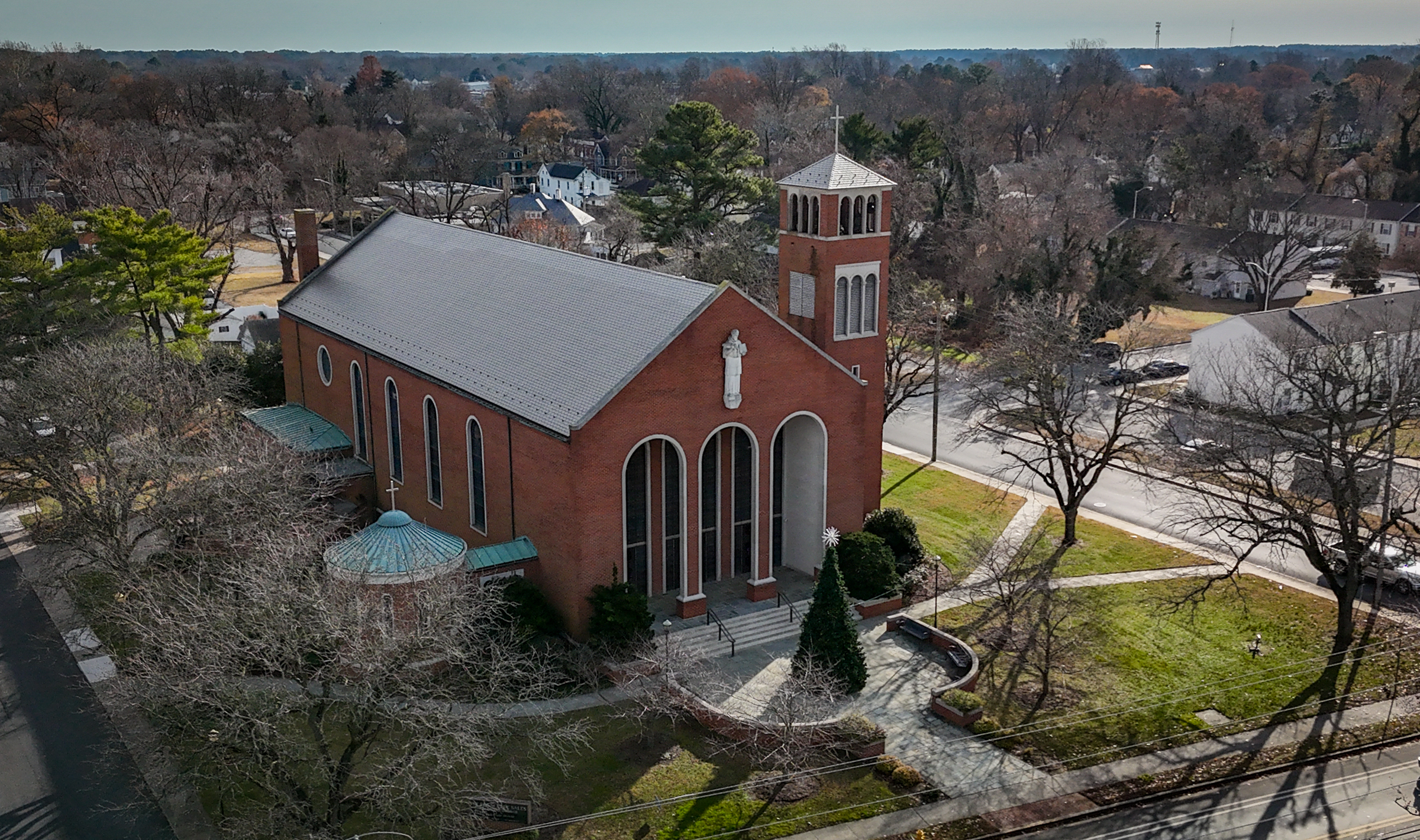 St. Francis de Sales Roman Catholic Church on Riverside Dr. In Salisbury. (Jerry Jackson/Staff photo)