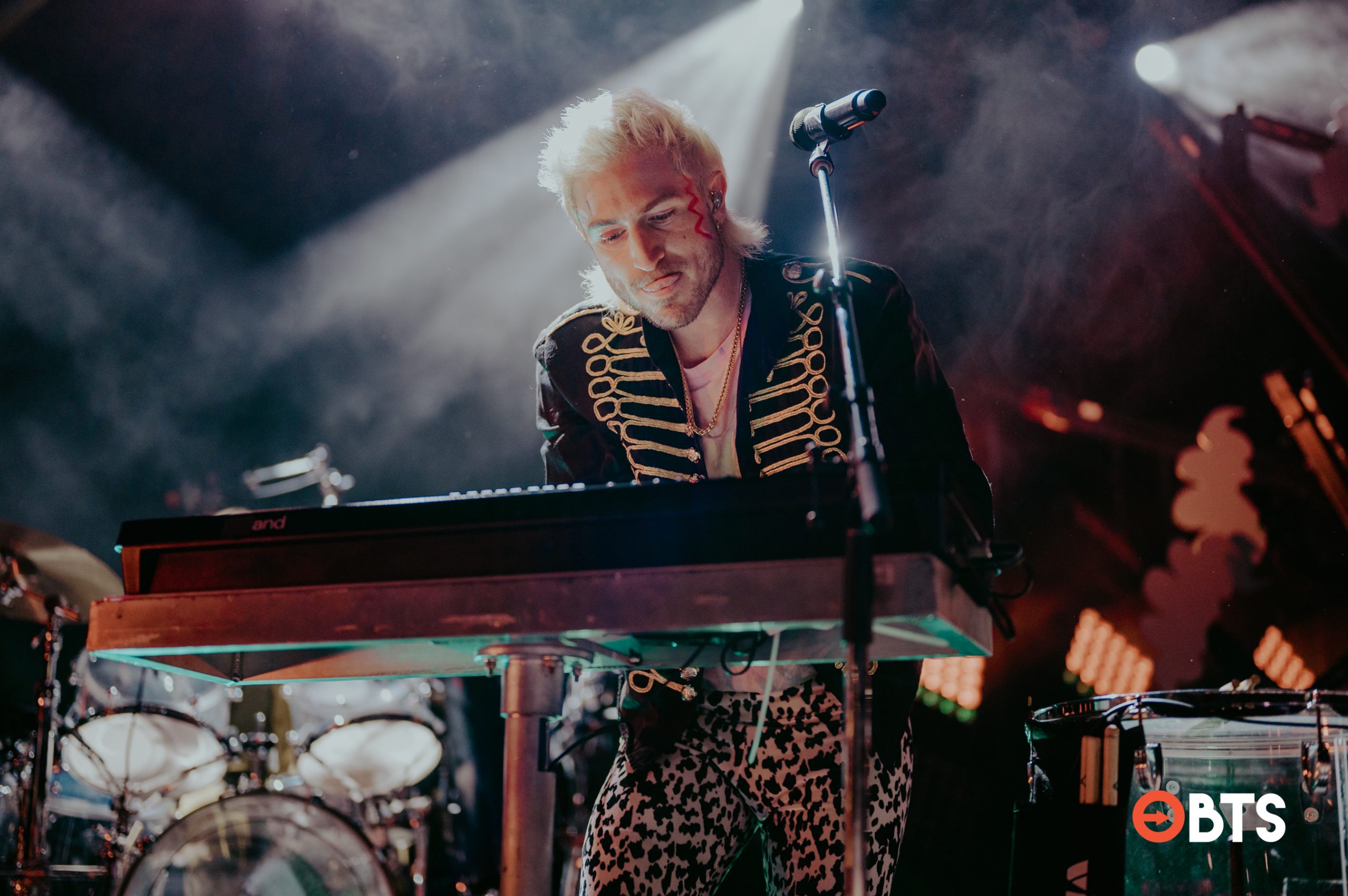 Photos Walk The Moon San Francisco Ca 10 22 2022 Beyond The Stage Magazine