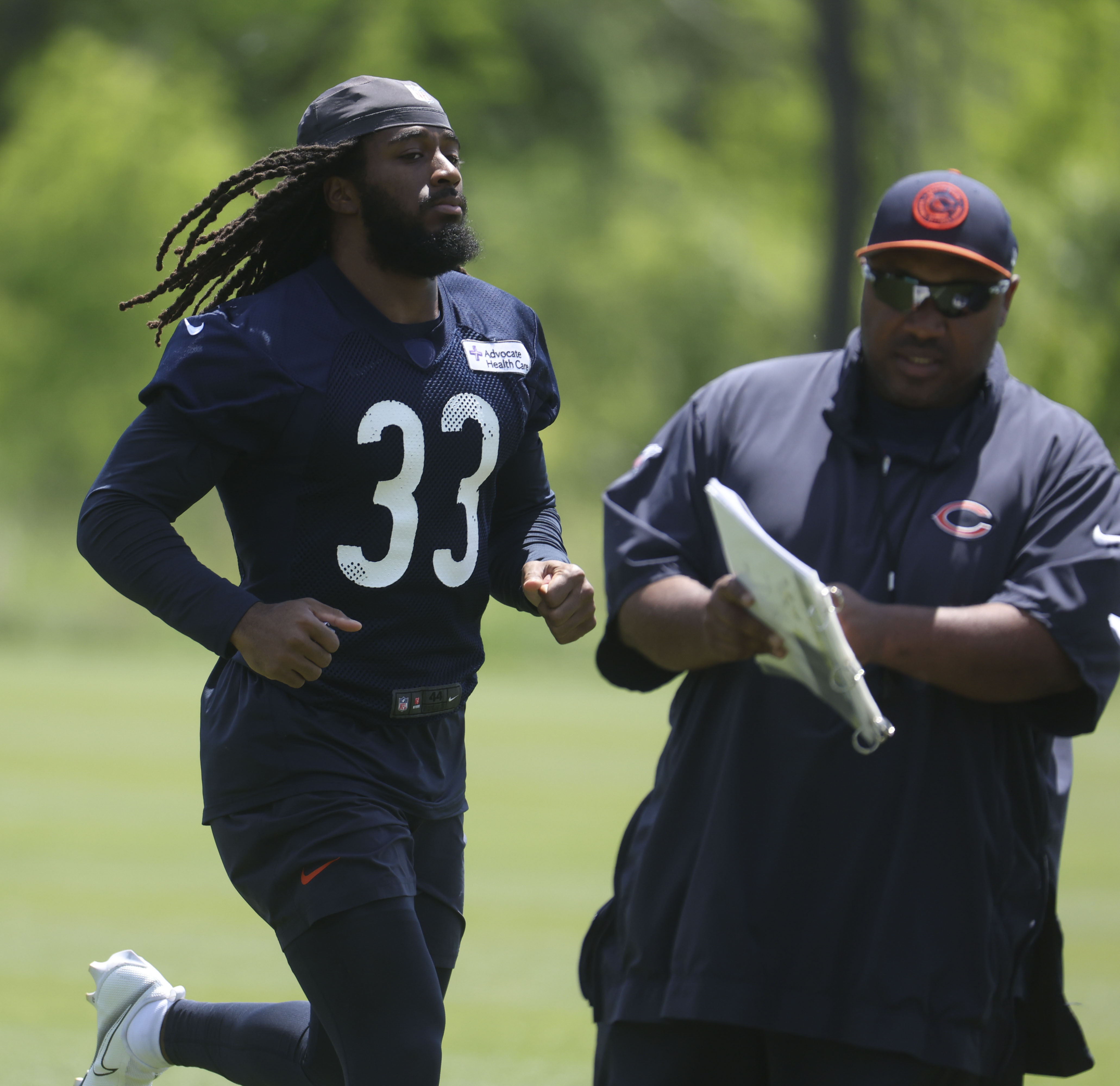 Chicago Bears running back Ian Wheeler works out Thursday, May 23, 2024, during OTAs at Halas Hall. (Brian Cassella/Chicago Tribune)