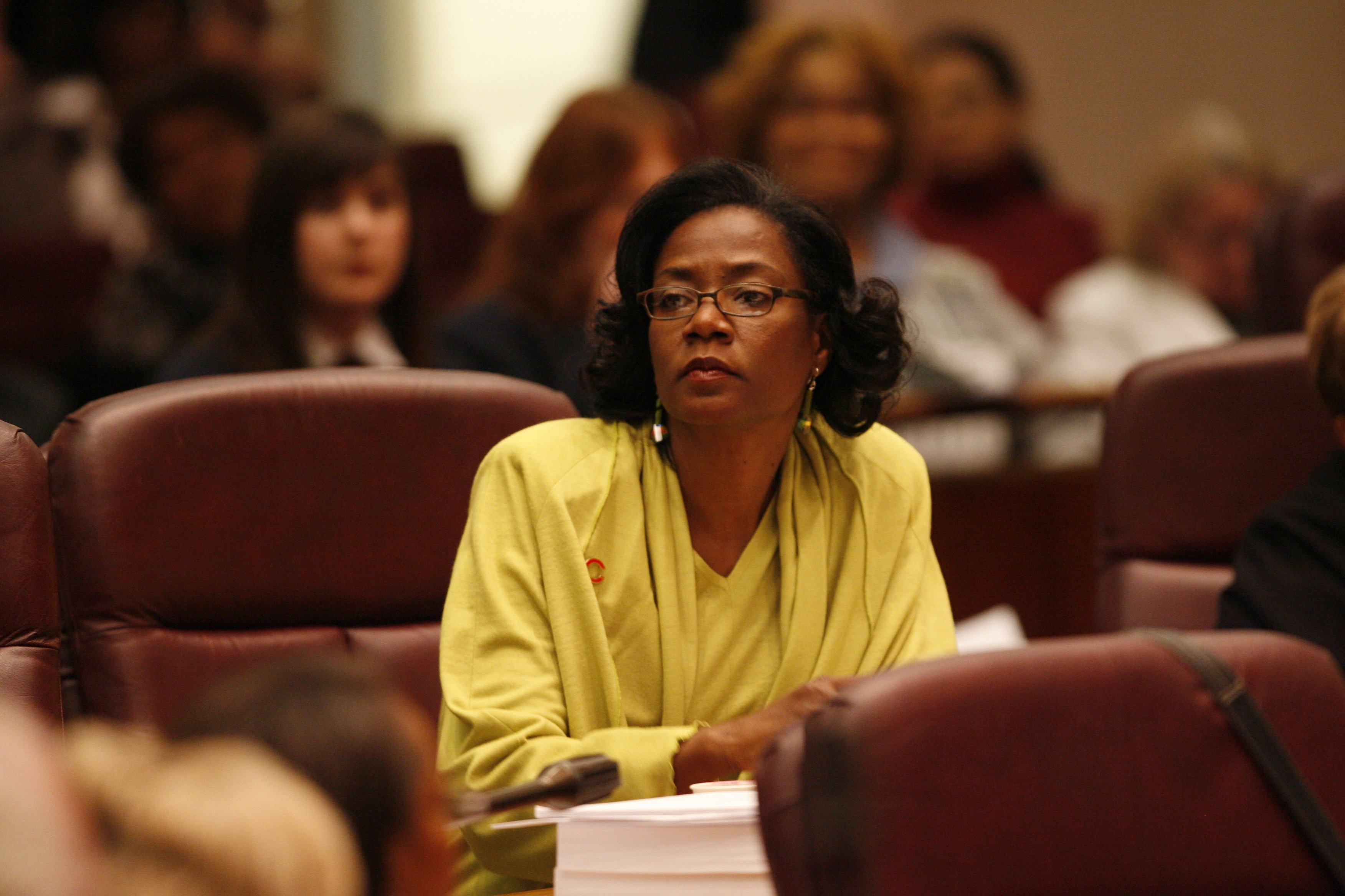 Ald. Arenda Troutman, 20th, during the Chicago City Council meeting, Feb 7, 2007. (Nancy Stone/Chicago Tribune)