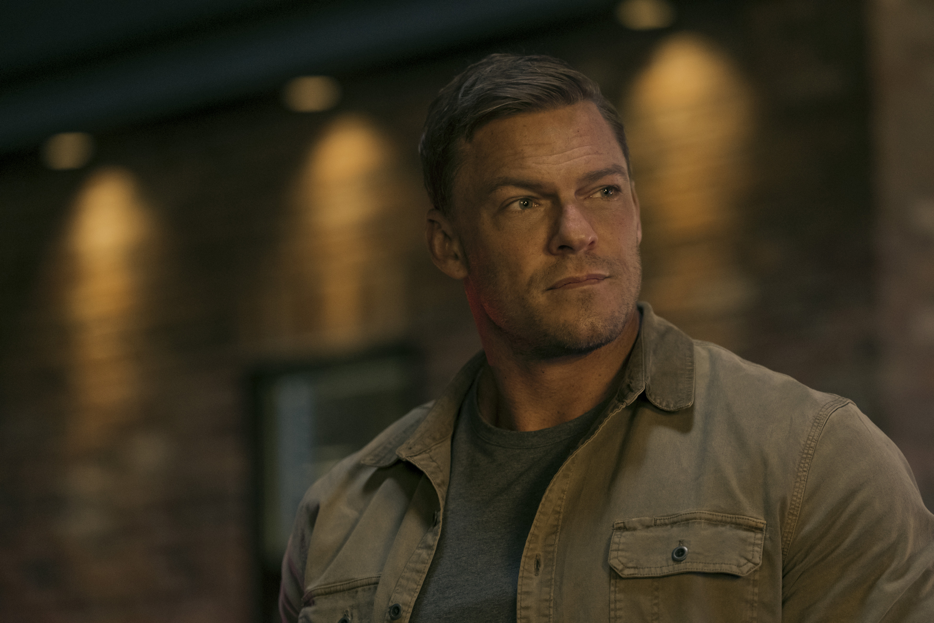 Alan Ritchson as the title character in "Reacher." (Brooke Palmer/Amazon)