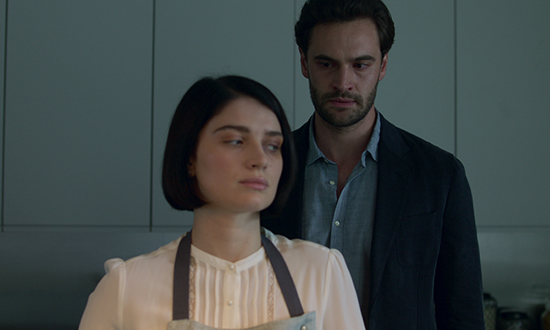 Dietro I Suoi Occhi Dentro Gli Occhi Di Eve Hewson Su Netflix Daily Mood