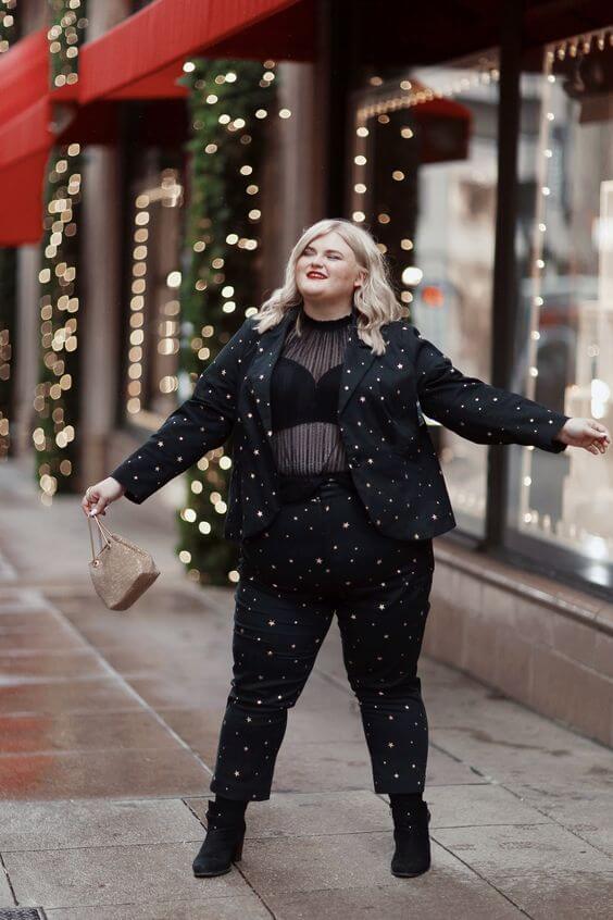 35 Cute Plus Size Christmas Outfit Ideas For 2022 Entertainmentmesh
