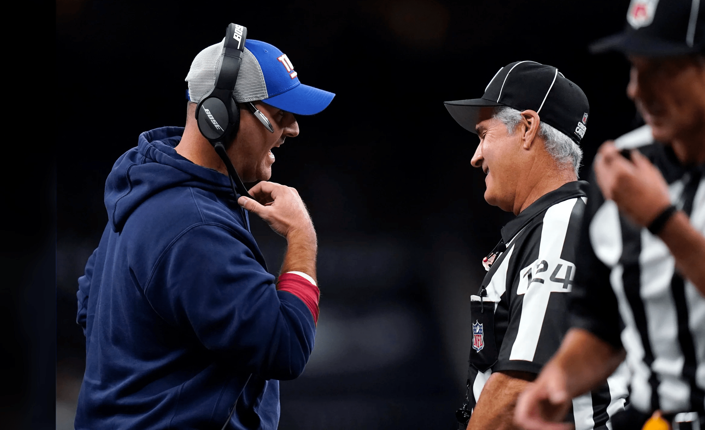 Carl Paganelli retires from the NFL