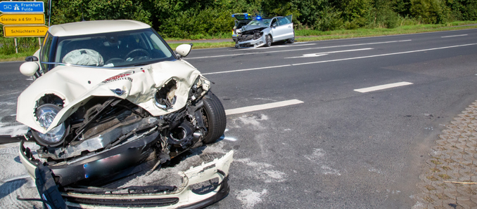 Schwerer Unfall In Schluchtern Zwei Schwerverletzte
