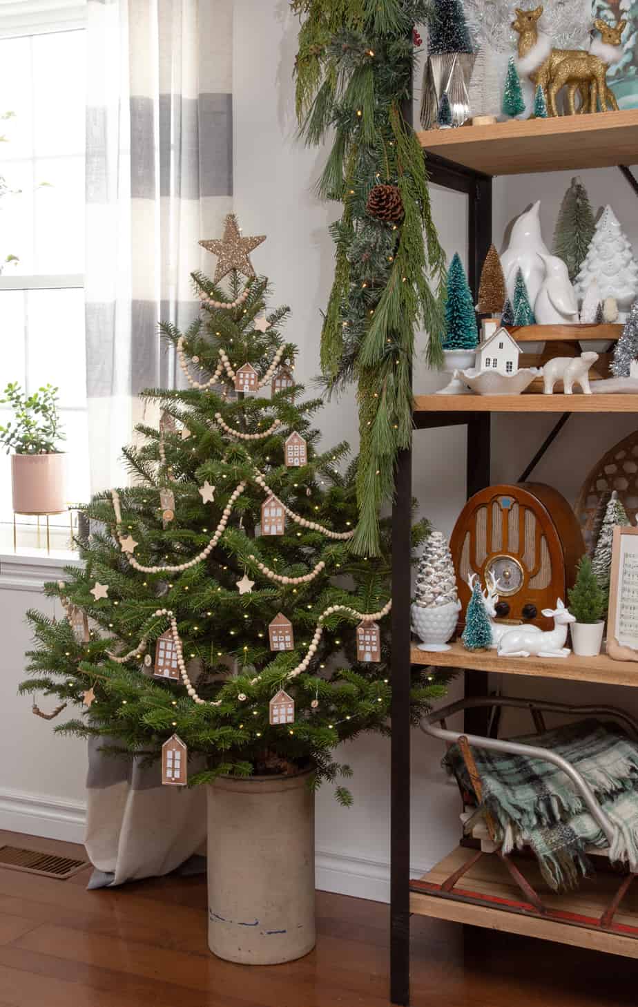 Home Tour Colorful Christmas Decorating Ideas Fynes Designs