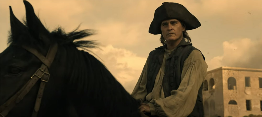 Joaquin Phoenix on a horse - Napoleon