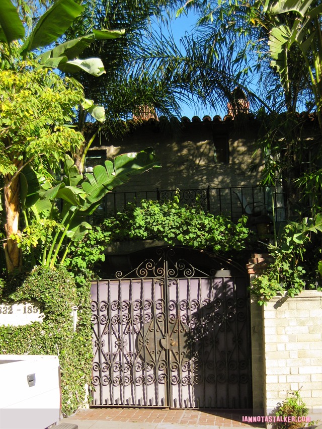 L.A. Story apartment building (6 of 8)