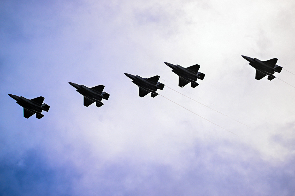 US Marines' Lockheed Martin F35-B jets approach in formation