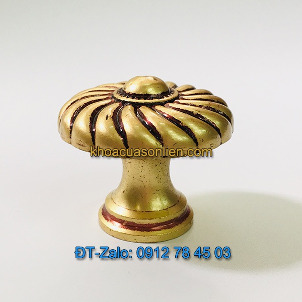 Báo giá nơi bán mẫu Núm tủ tròn vân xoáy bằng đồng thau NT-001 đường kính 35mm giá rẻ tại Hà Nội