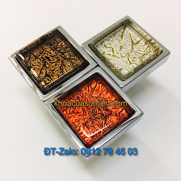 Báo giá nơi bán mẫu Núm tủ hiện đại hình vuông đính mặt thủy tinh Mosaic NT-010 giá rẻ tại Hà Nội