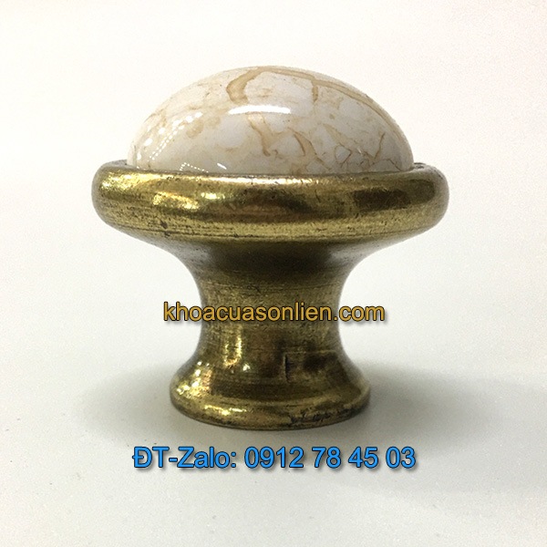 Báo giá nơi bán mẫu Núm tủ tròn màu đồng đính mặt sứ vân đá NT-008 37mm giá rẻ tại Hà Nội