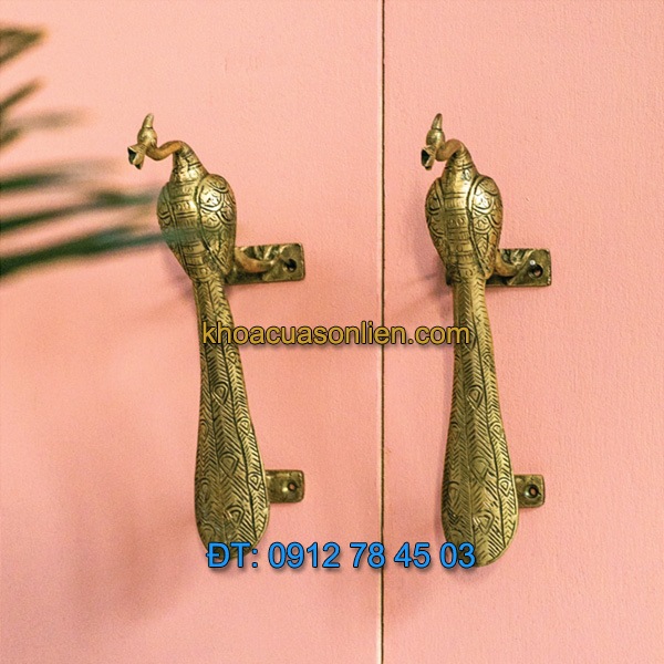 Nơi bán Tay nắm cửa trang trí hình chim công cho cửa đi, cửa tủ đẹp giá rẻ tại Hà Nội