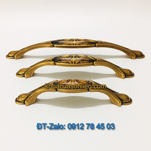 Báo giá nơi bán mẫu Tay nắm tủ mặt thủy tinh hoa văn màu hổ phách tân cổ điển TT-009 giá rẻ tại Hà Nội