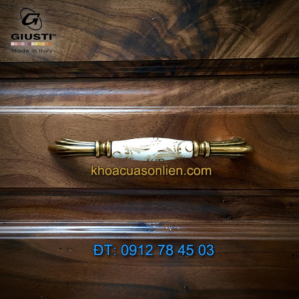 Nơi bán Tay nắm tủ tân cổ điển M71.01.G7.A8G 128mm họa tiết ánh vàng của Giusti - Italy xịn tại Hà Nội