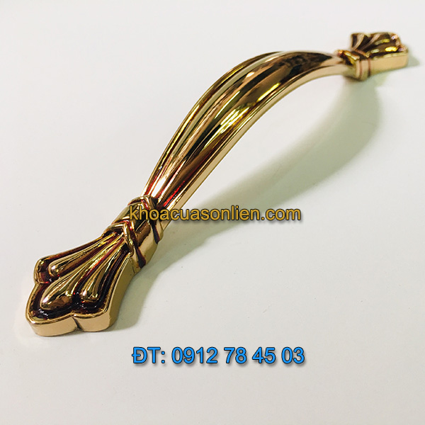 Nơi bán Tay nắm tủ tân cổ điển hợp kim mạ phủ bóng 617 - 96mm giá rẻ tại Hà Nội