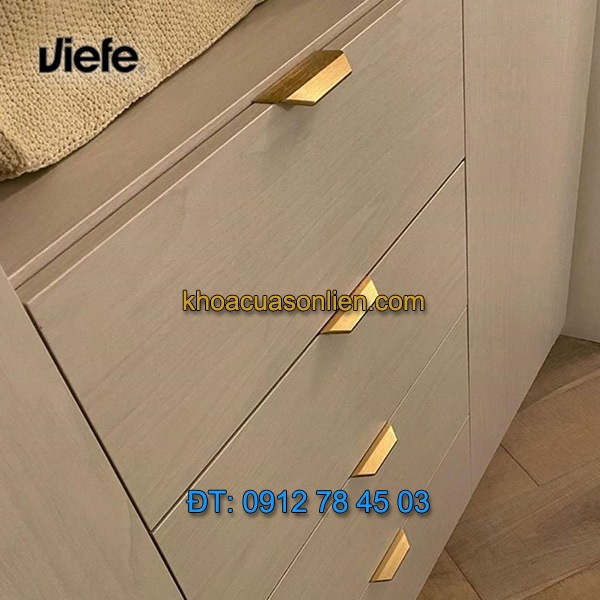 Giá bán mẫu Tay tủ nhôm kiểu hiện đại VANN 0375 của Viefe nhập khẩu Tây Ban Nha giá rẻ tại Hà Nội