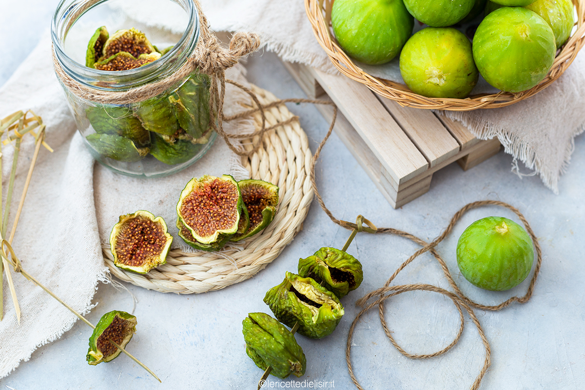 Come Essiccare I Fichi In Casa Con L Essiccatore Le Ricette Di Elisir