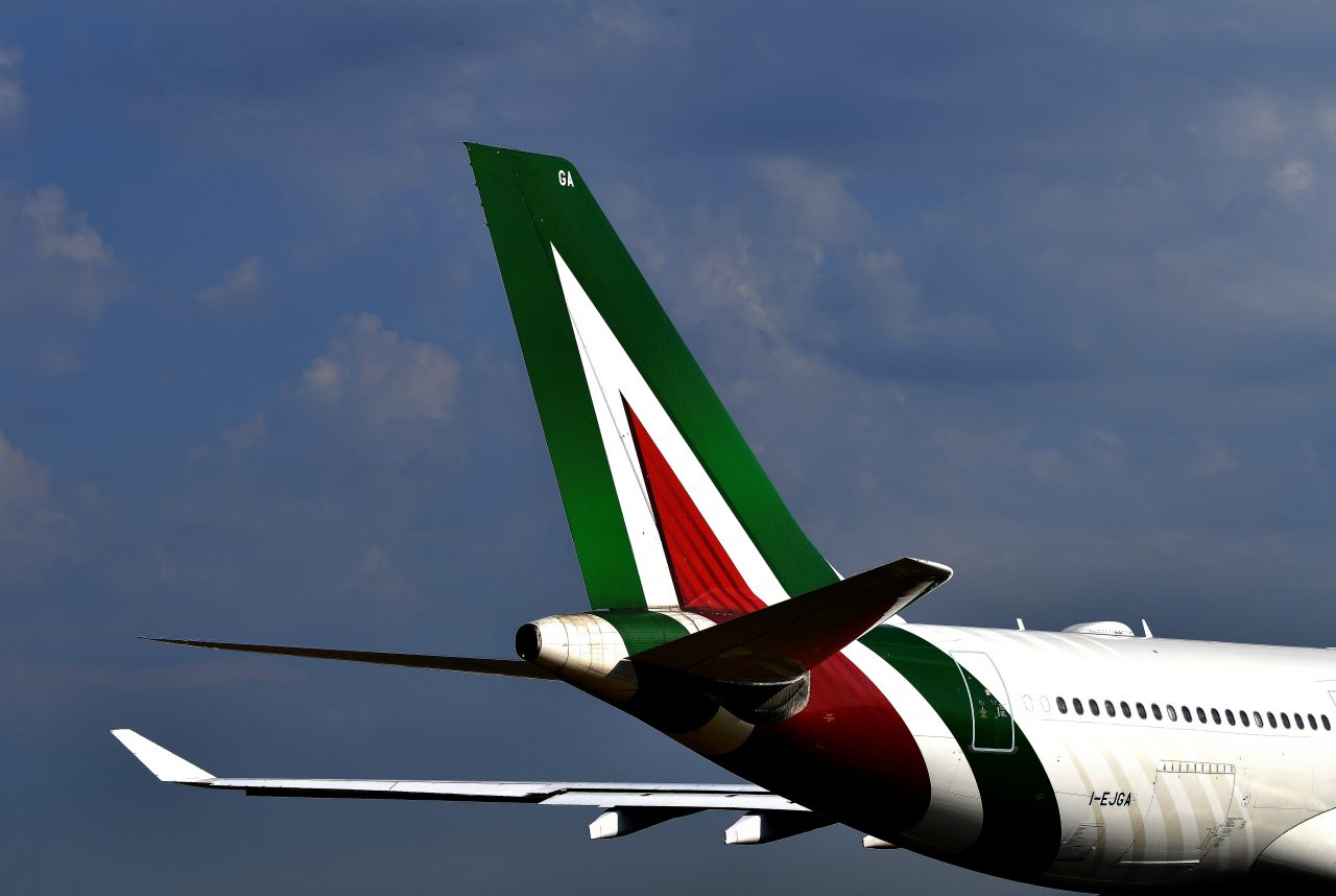 Oggi L Ultimo Volo Della Vecchia Alitalia Linkiesta It