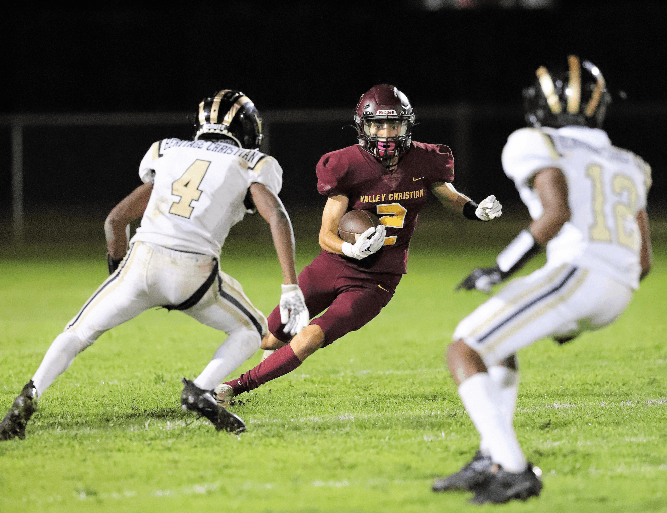 Week Six Football Defensive First Half Gives Way To Offensive Showdown As Valley Christian Falls In League Opener Cerritos Community News