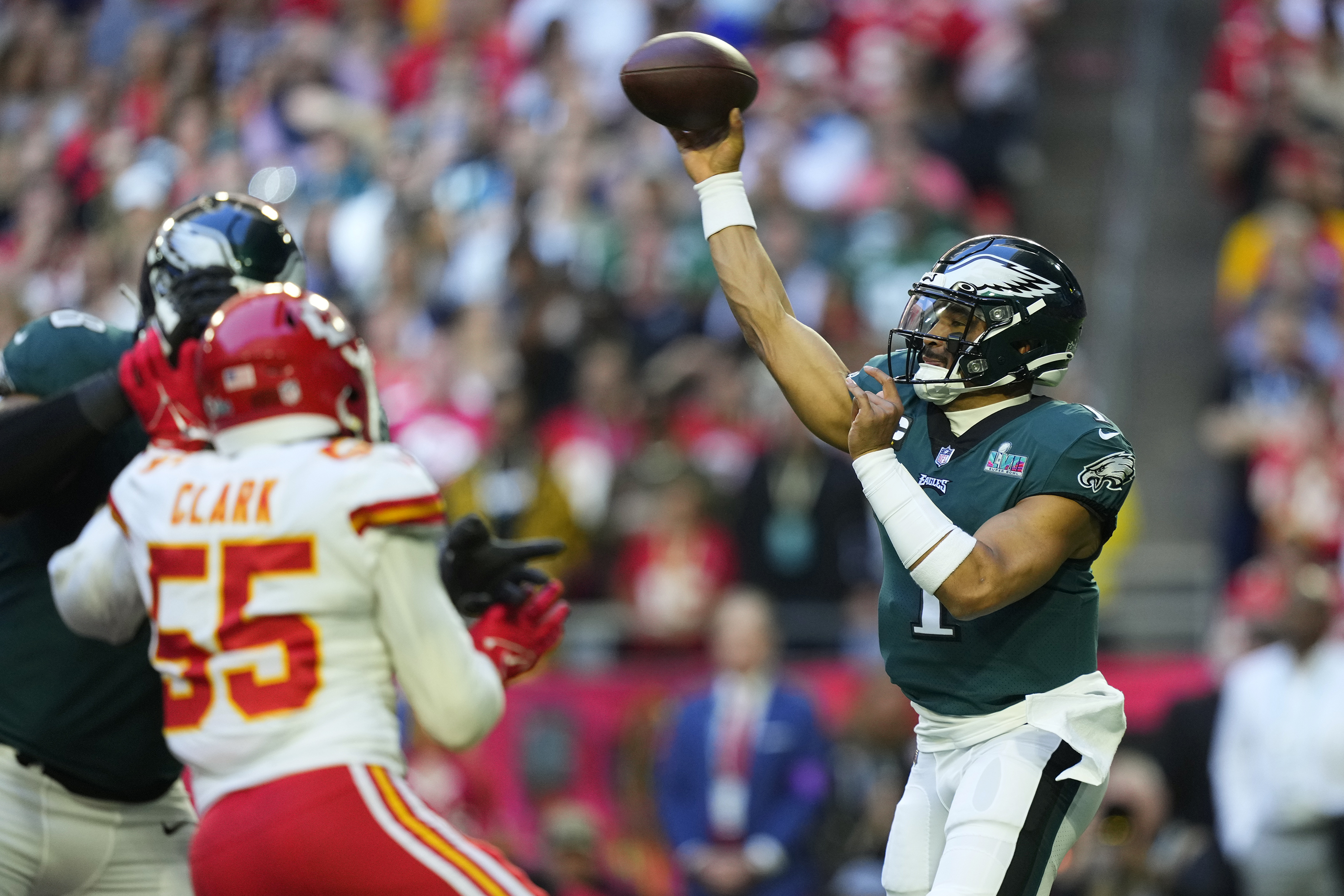 Philadelphia Eagles quarterback Jalen Hurts (1) passes during the first half of the NFL Super Bowl 57 football game between the Kansas City Chiefs and the Philadelphia Eagles, Sunday, Feb. 12, 2023, in Glendale, Ariz. (AP Photo/Matt Slocum)