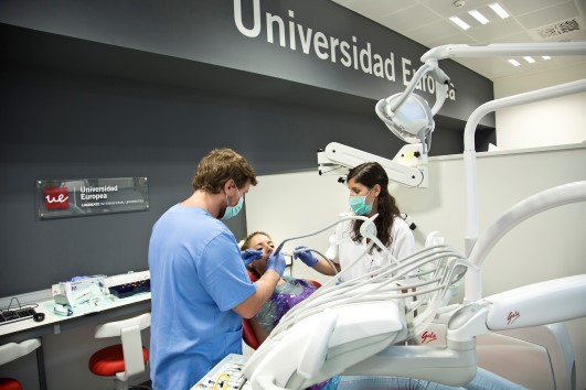 Studying Dentistry At The Universidad Europea De Valencia