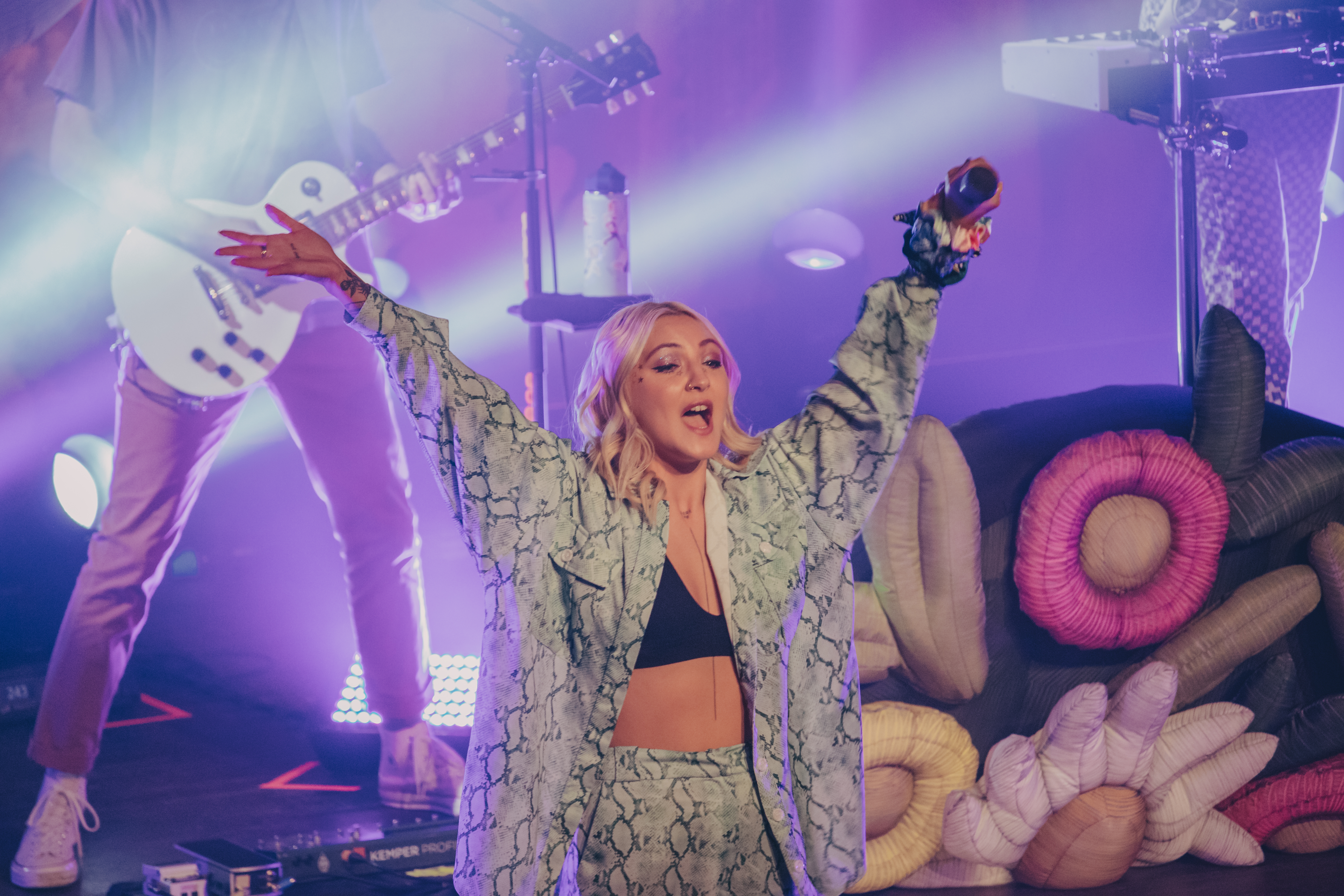 Live Photos Julia Michaels Atlanta Ga Melodic Magazine