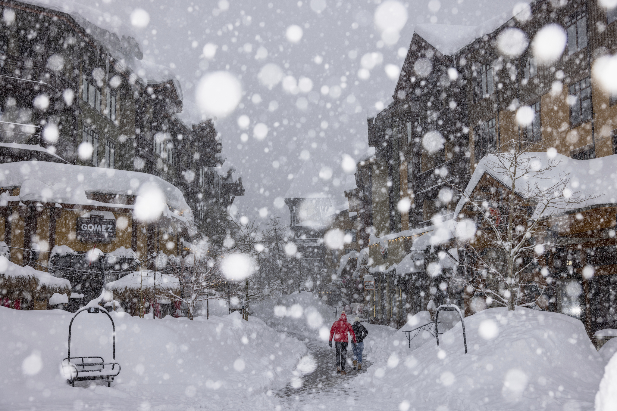 In this photo provided by Mammoth Lakes Tourism heavy snow falls in Mammoth Lakes, Calif. on Monday, Jan. 9, 2023. 