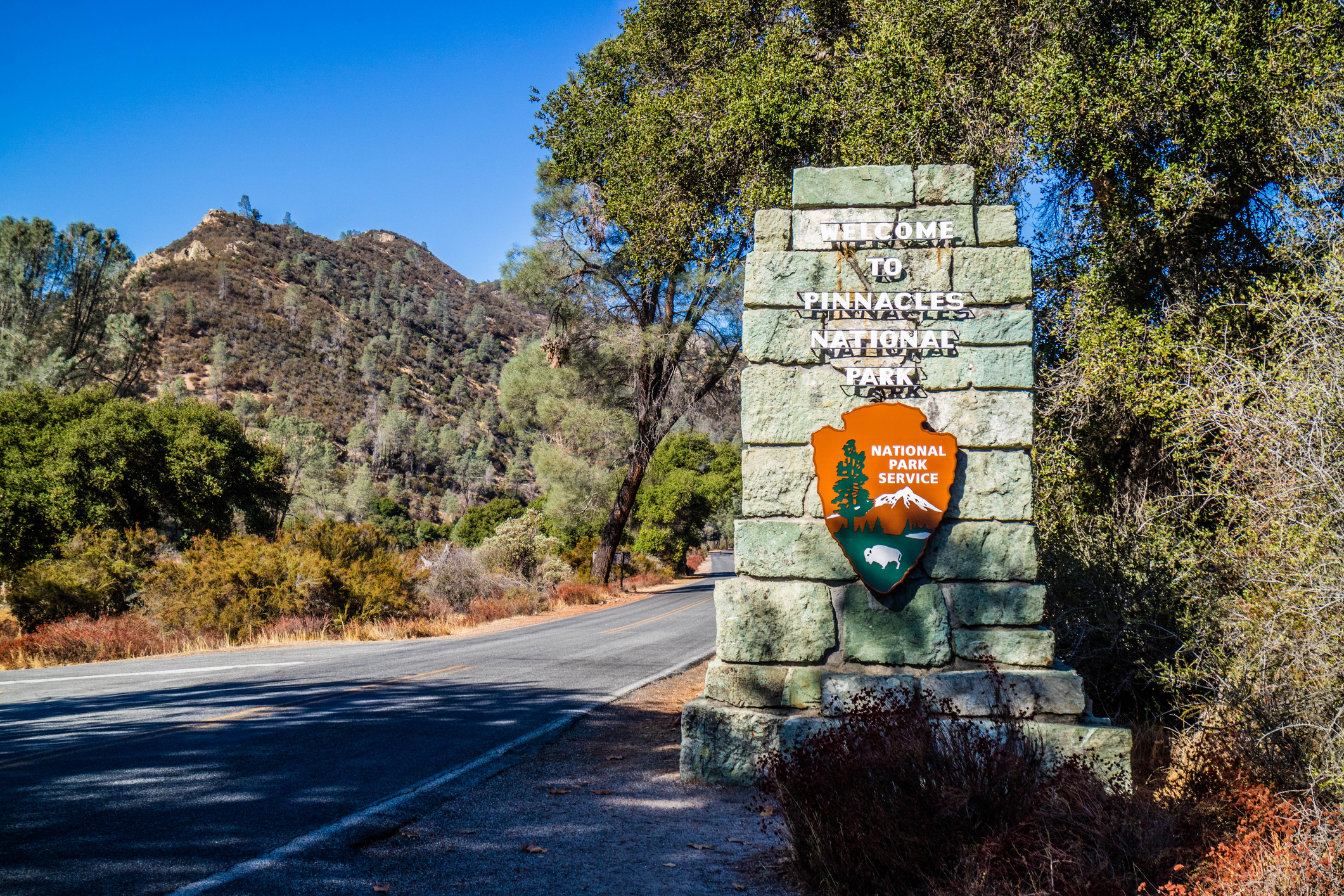 A signboard welcomes visitors to Pinnacles National Park near Soledad, California. (Getty Images)