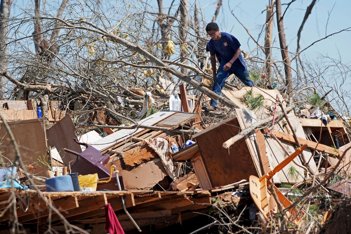 Trump Approves Disaster Assistance for Mississippi Tornadoes
