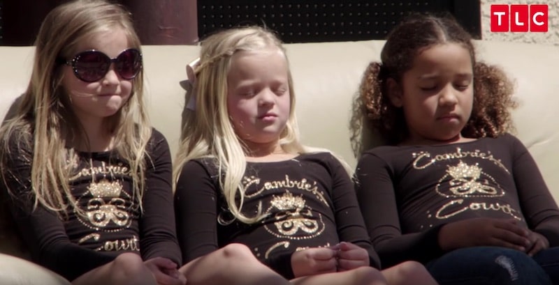 Girls getting hypnosis on Toddlers & Tiaras
