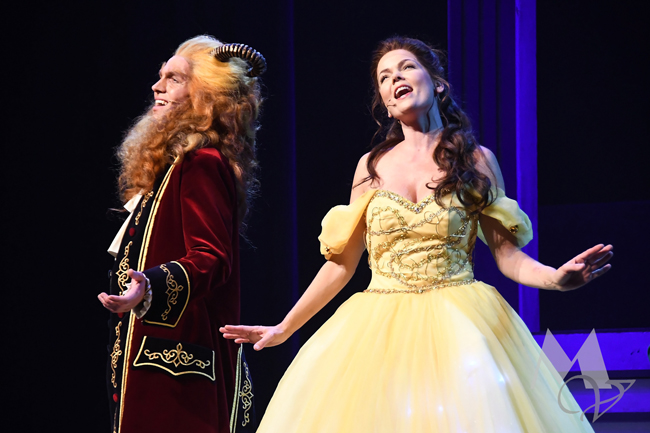 Premiere Belle En Het Beest Musical Vibes