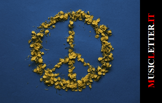 Play Music Stop War