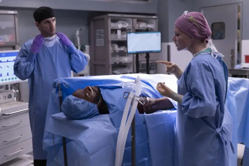 New Amsterdam Recap Season 5 Episode 2 Hook Line And Sinker Nerds And Beyond