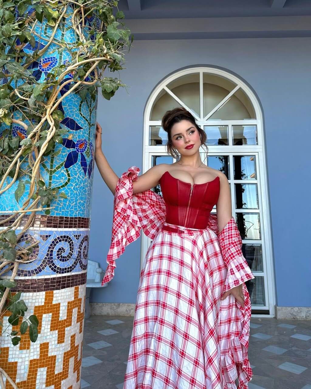 demi rosepic