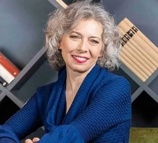 Maxi Sequestro Di Mascherine Irene Pivetti Indagata Per Ricettazione Frode Nell Esercizio Del Commercio Vendita Di Cose Con Impronte Contraffatte E Violazioni Alla Legge Doganale L Osservatore D Italia