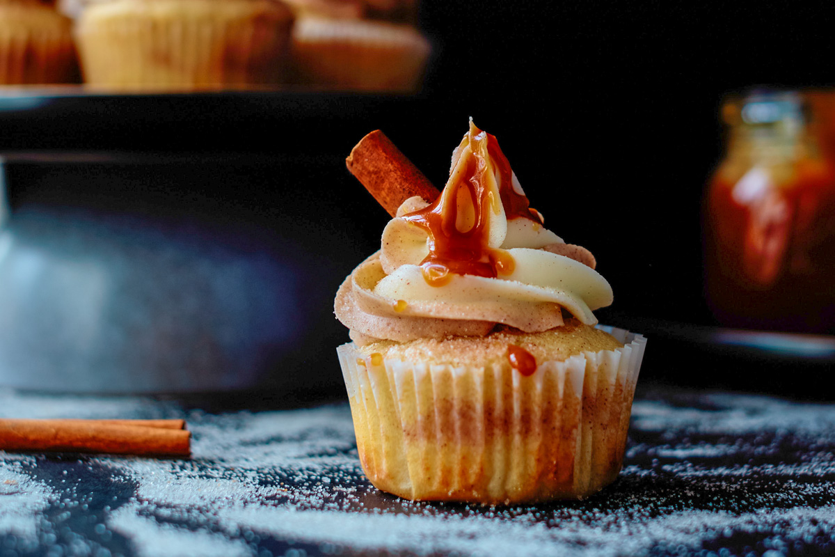snickerdoodle cupcake