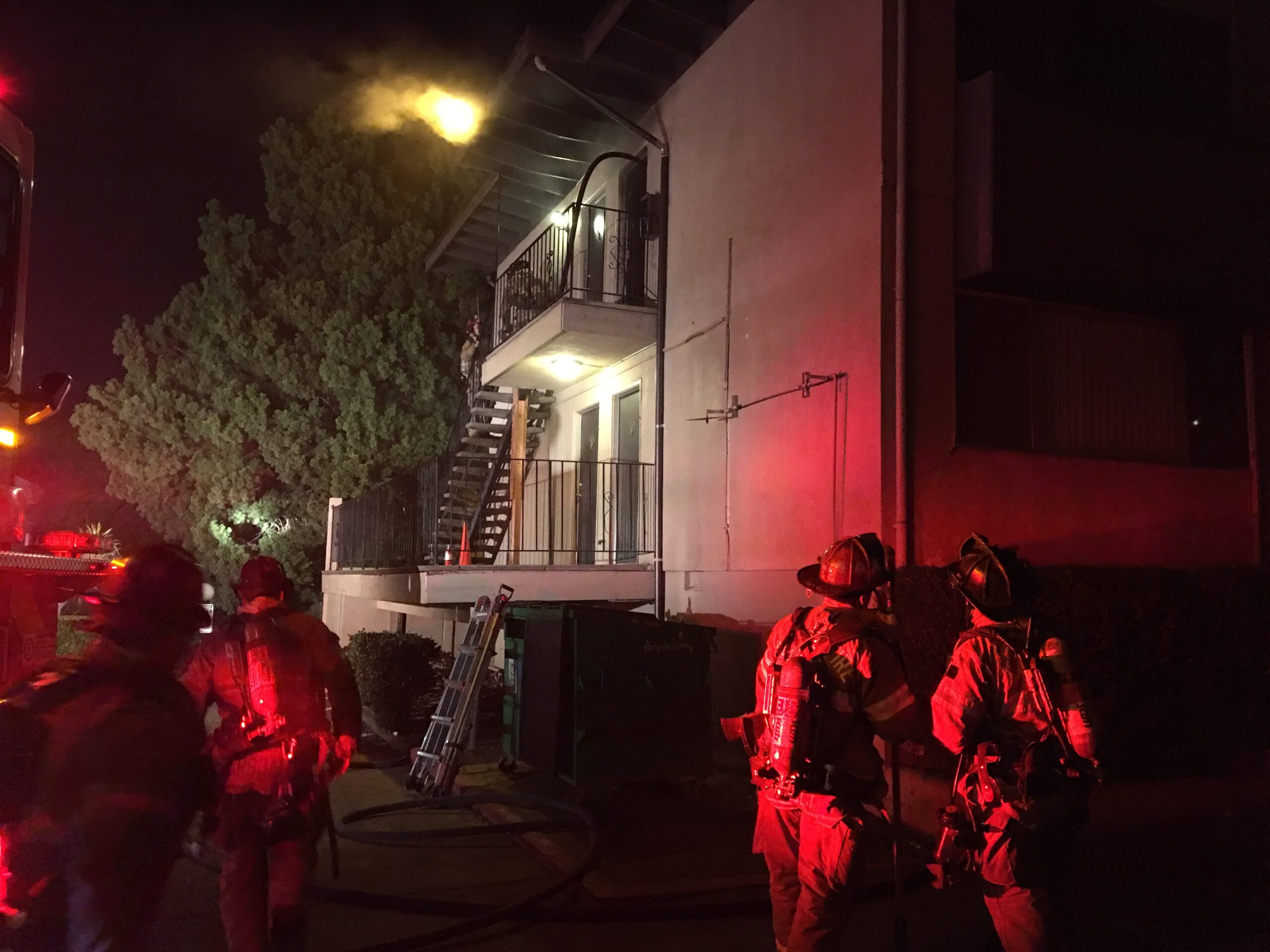 Firefighters extinguish fire inside Arden-Arcade apartment