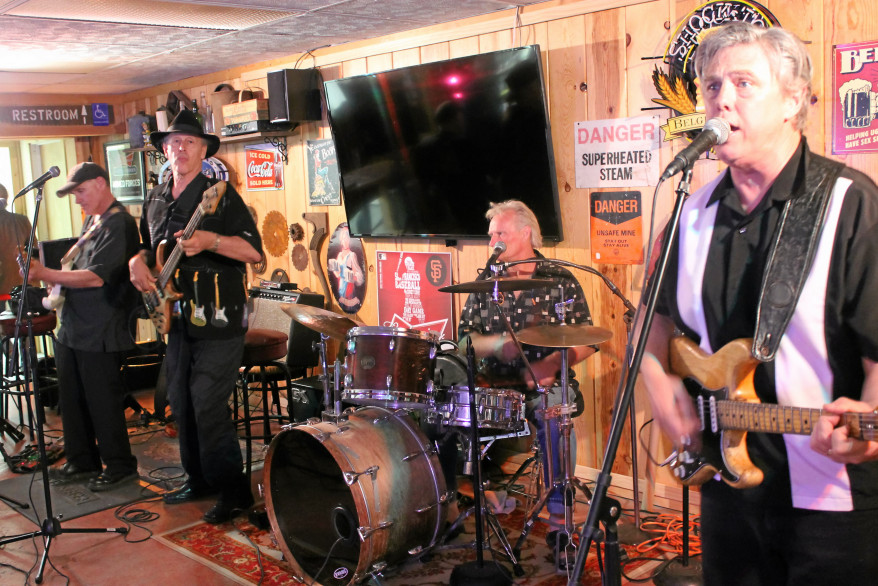 The Fargo Brothers performing at the Riveria Hills Restaurant and Lounge in Kelseyville. They return on July 2 to perform in downtown Kelseyville. (File photo)